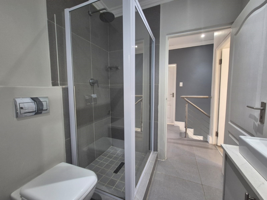 To Let 3 Bedroom Property for Rent in Langeberg Heights Western Cape